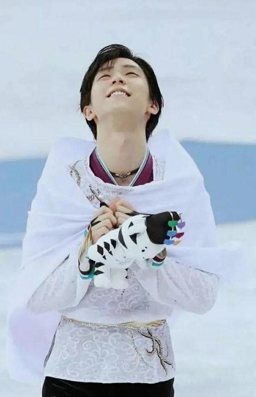 张津瑜厕所门事件背后与娱乐圈近期热议揭秘